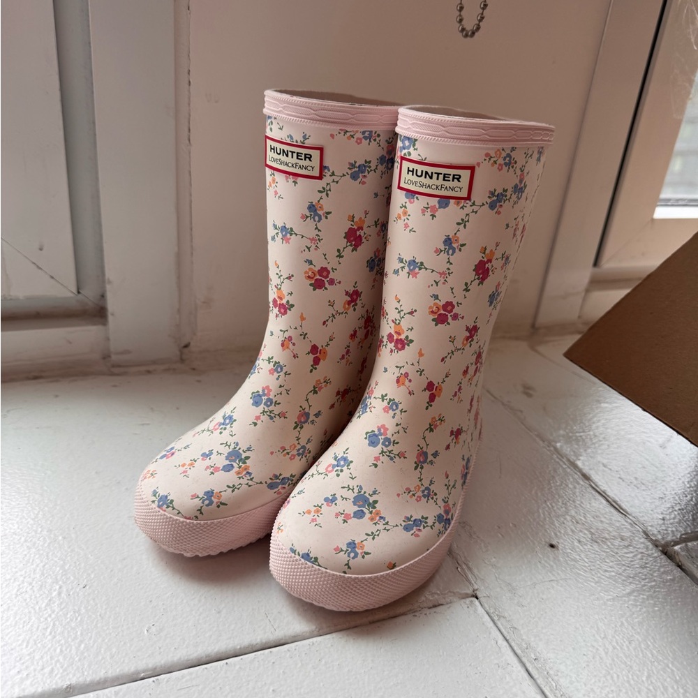 Hunter x Love Shack Fancy Pink Floral Patterned Boots